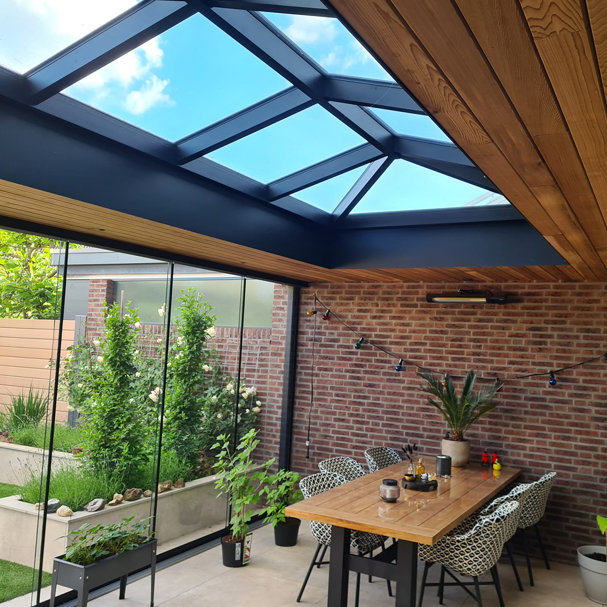 WhatsApp Image 2025-05-22 at 18.50.18 (5) (1200 px x 1200 px)